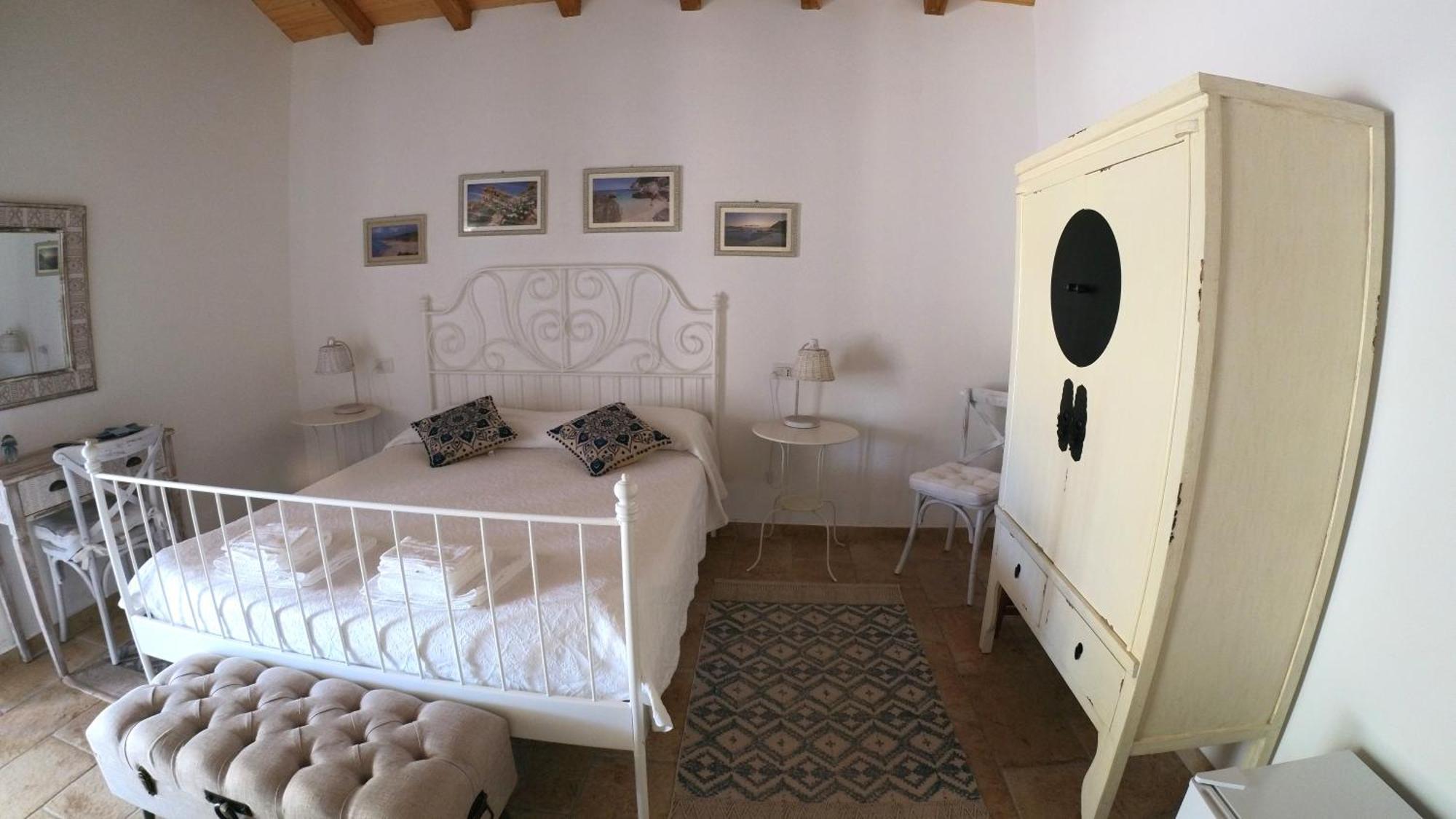 Monti Russu Natural Guest House Aglientu Exteriér fotografie