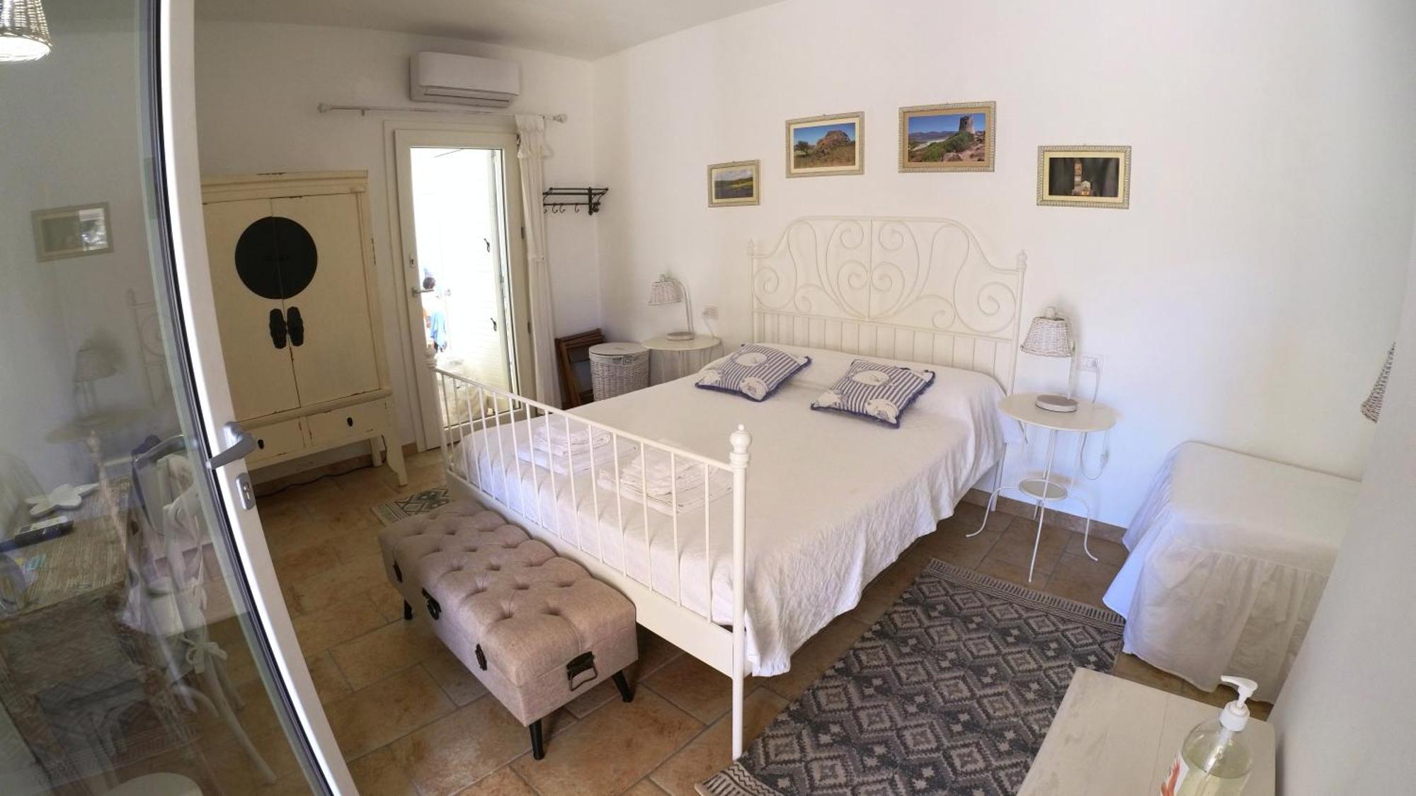 Monti Russu Natural Guest House Aglientu Exteriér fotografie