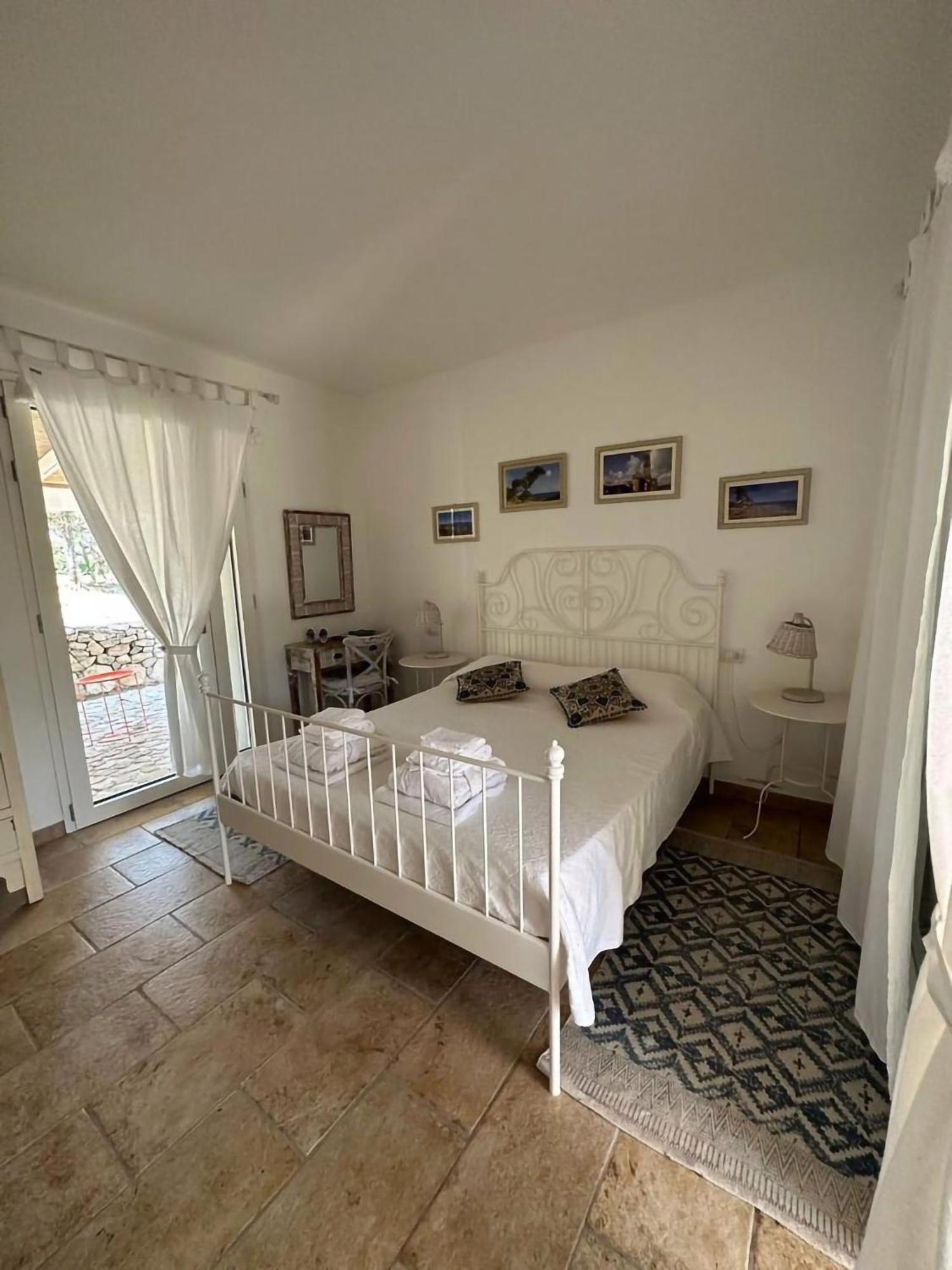 Monti Russu Natural Guest House Aglientu Exteriér fotografie