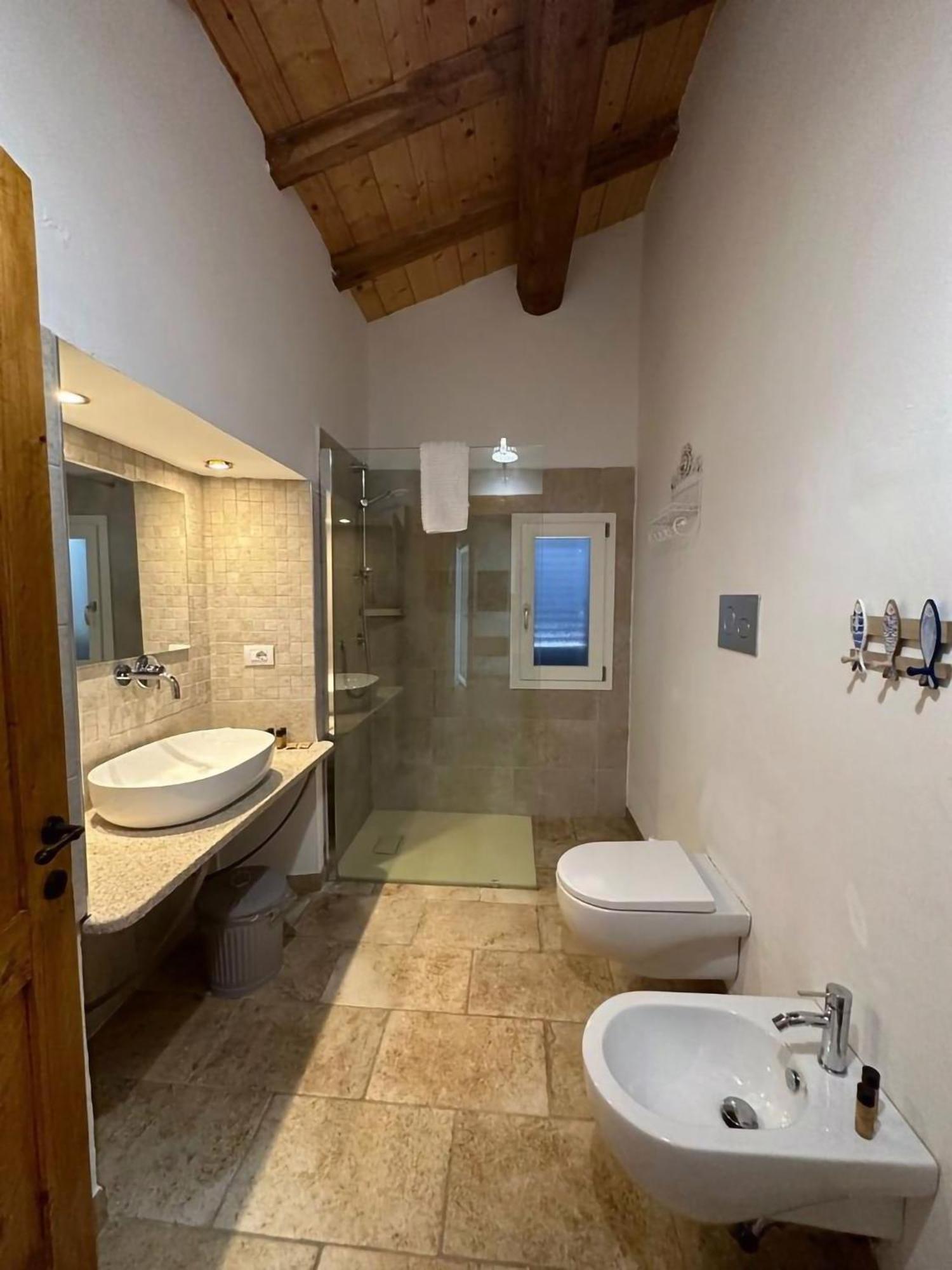 Monti Russu Natural Guest House Aglientu Exteriér fotografie